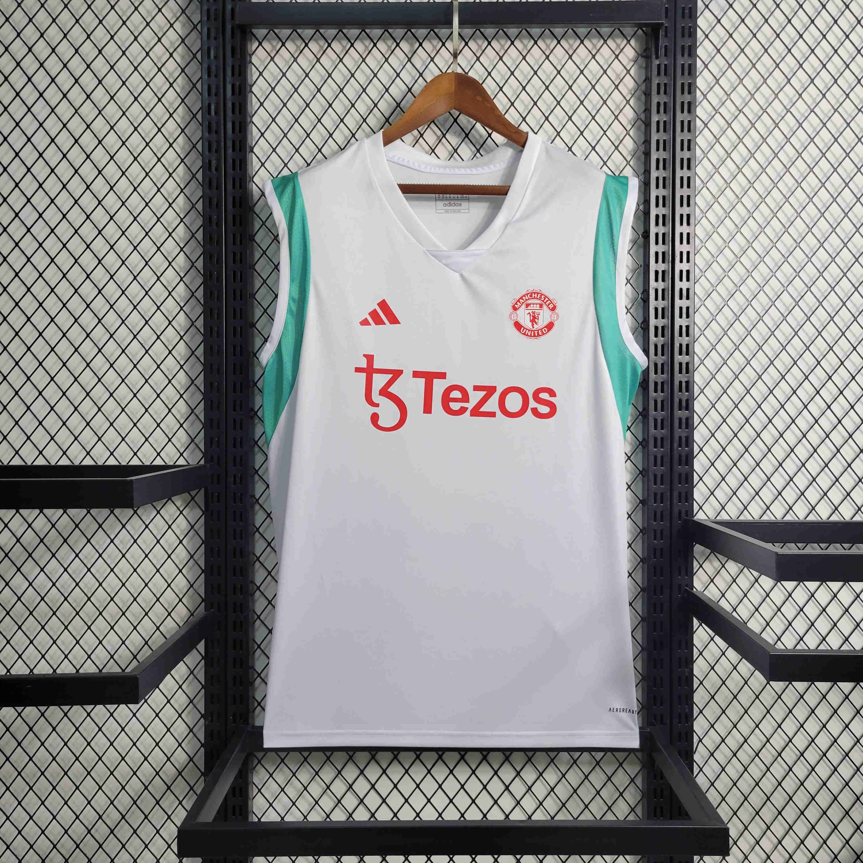 Manchester United 23-24 White Training Vest Size S-XXL